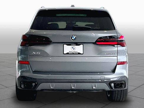 New 2026 BMW X5 xDrive40i w/ Executive Package AWD/4WD image 4