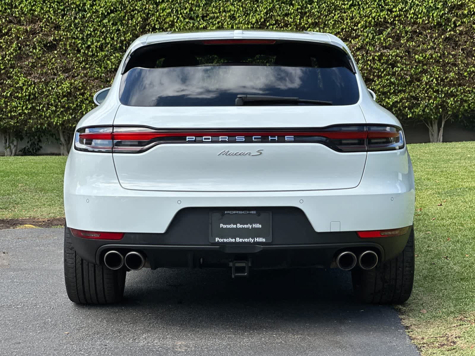 Certified 2021 Porsche Macan S AWD/4WD image 7