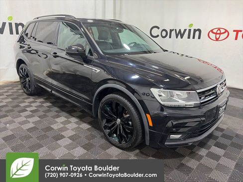 Used 2021 Volkswagen Tiguan SE R-Line w/ 3rd Row Seat Package AWD/4WD image 1