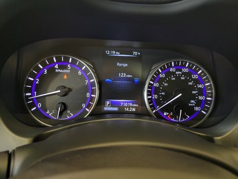 Used 2014 INFINITI Q50 Premium w/ Navigation Package AWD/4WD image 23