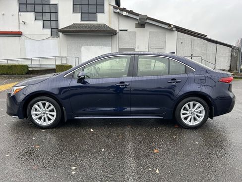 New 2026 Toyota Corolla XLE image 8