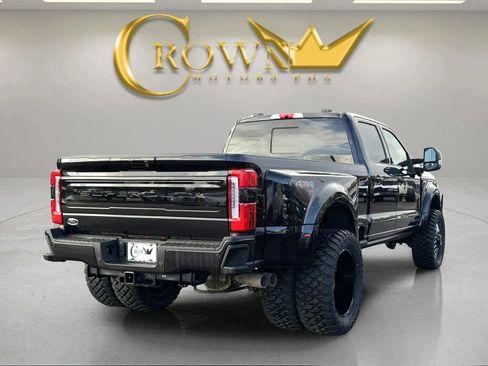 Used 2025 Ford F450 Platinum image 8