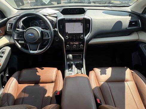 Used 2022 Subaru Ascent Touring w/ Popular Package #2A image 11