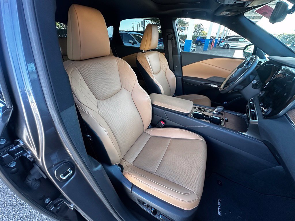 Used 2023 Lexus RX 350 Premium FWD image 18