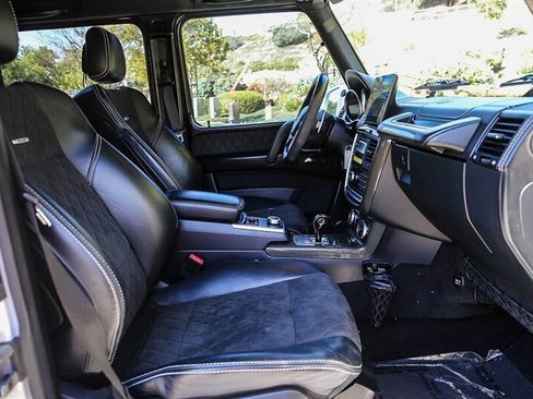 Used 2018 Mercedes-Benz G 550 Squared image 28