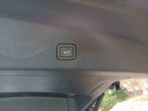 New 2026 Cadillac Vistiq Luxury image 28