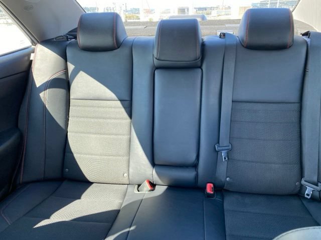 Used 2017 Toyota Camry SE FWD image 16