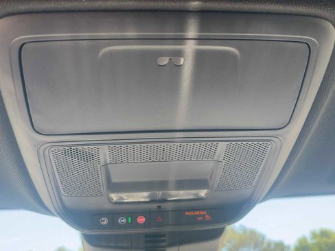 New 2026 Chevrolet Traverse LT FWD image 25
