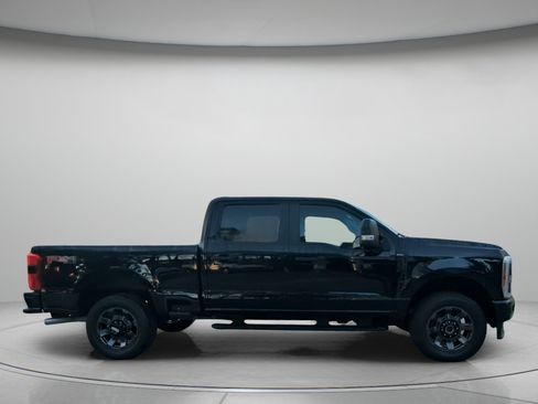 Certified 2024 Ford F250 XL w/ STX Appearance Package AWD/4WD image 33