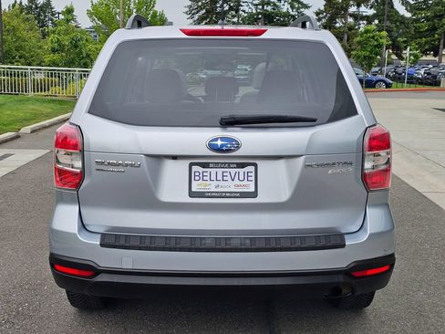 Used 2015 Subaru Forester 2.5i Premium w/ All-Weather Package AWD/4WD image 4