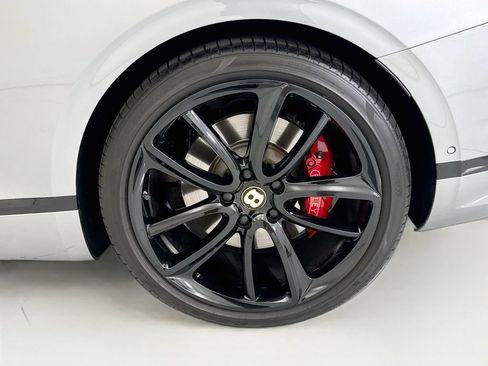 Used 2020 Bentley Continental GT AWD/4WD image 27