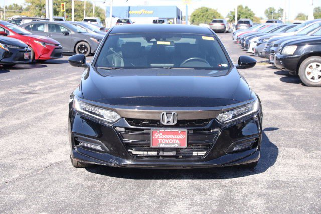Used 2018 Honda Accord Sport image 4