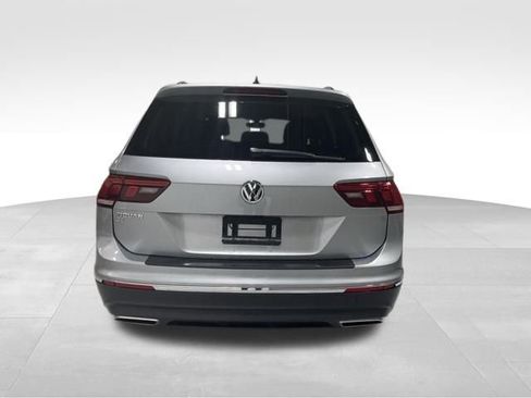 Certified 2021 Volkswagen Tiguan SE image 7