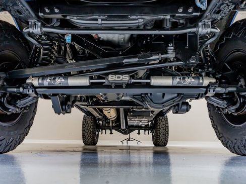 Used 2022 Ford F250 Lariat w/ Black Appearance Package AWD/4WD image 13