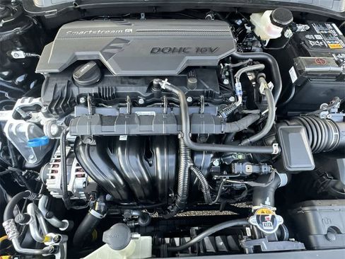 New 2026 Kia K4 LXS image 12