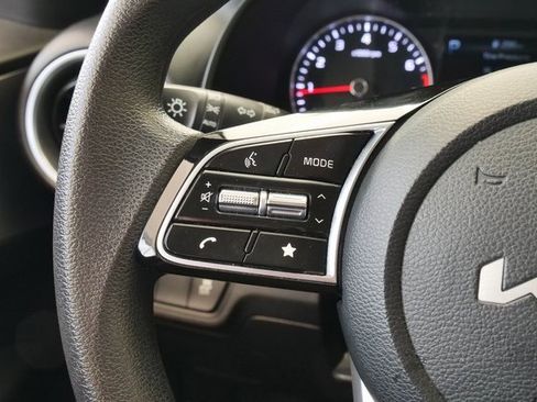 Used 2022 Kia Forte LXS image 24