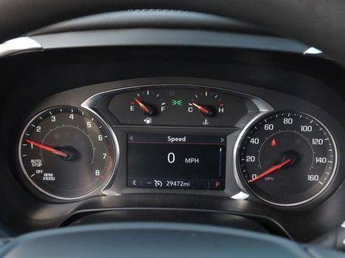 Used 2025 Chevrolet Blazer LT AWD/4WD image 10
