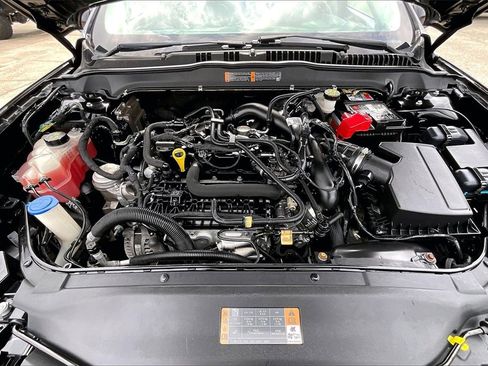 Used 2020 Ford Fusion SEL image 31