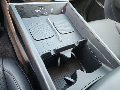 Used 2026 Hyundai Santa Fe Limited FWD image 15