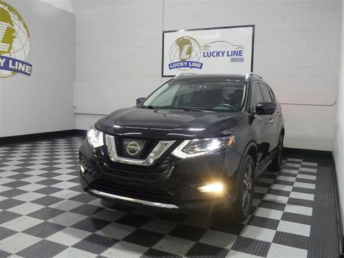 Used 2017 Nissan Rogue SL w/ SL HEV Premium Package AWD/4WD image 4
