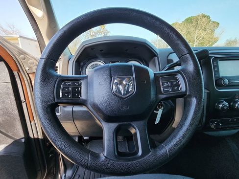 Used 2015 RAM 2500 Tradesman w/ Chrome Appearance Group image 11