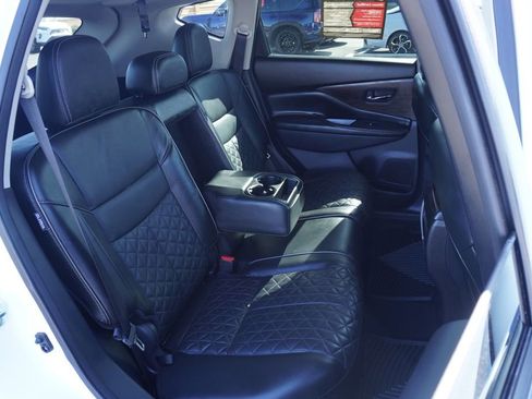 Certified 2019 Nissan Murano Platinum w/ Cargo Package AWD/4WD image 9