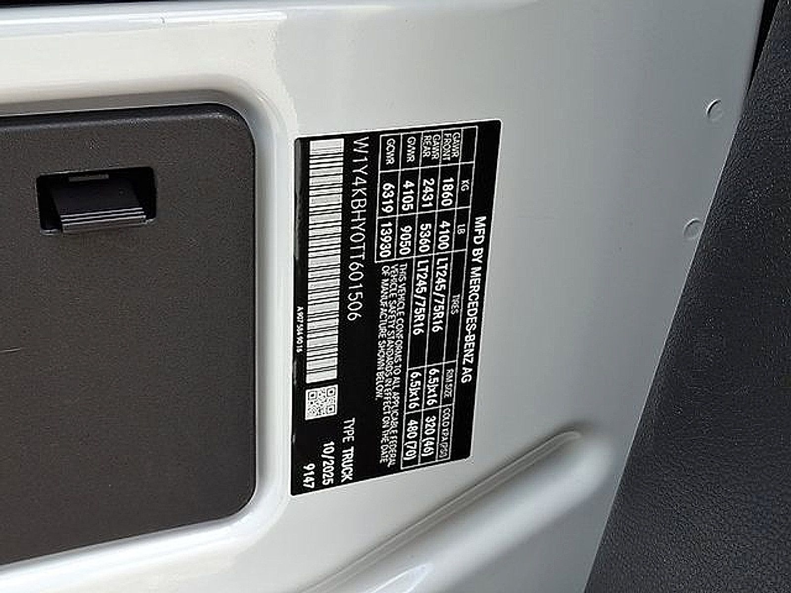 Used 2026 Mercedes-Benz Sprinter 2500 image 27