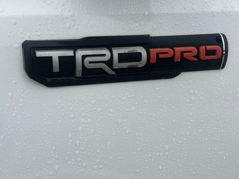 Used 2019 Toyota Tacoma TRD Off-Road w/ Technology Package image 11