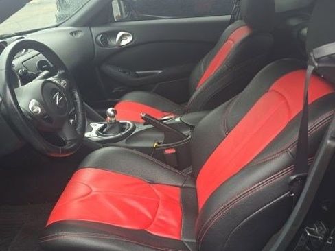 Used 2014 Nissan 370Z Coupe w/ Sport Package RWD image 12