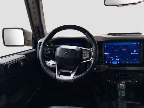 Used 2021 Ford Bronco Badlands image 25