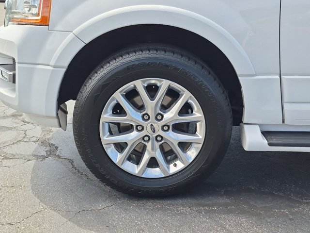 Used 2016 Ford Expedition Limited RWD image 25
