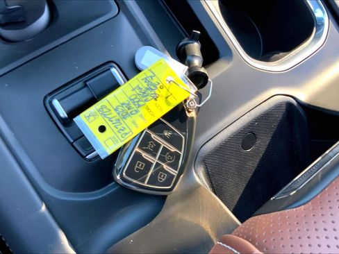 Used 2023 GMC Sierra 1500 Denali Ultimate image 14