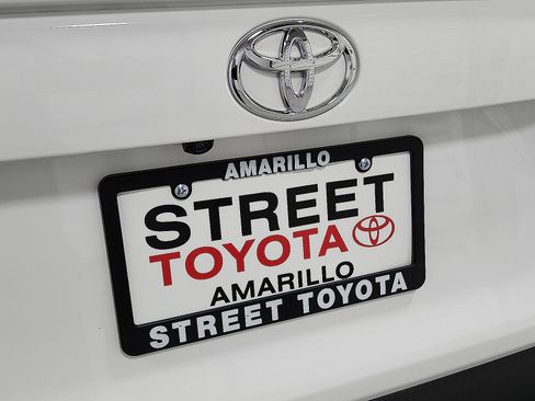 Used 2025 Toyota RAV4 XLE w/ Weather Package AWD/4WD image 9