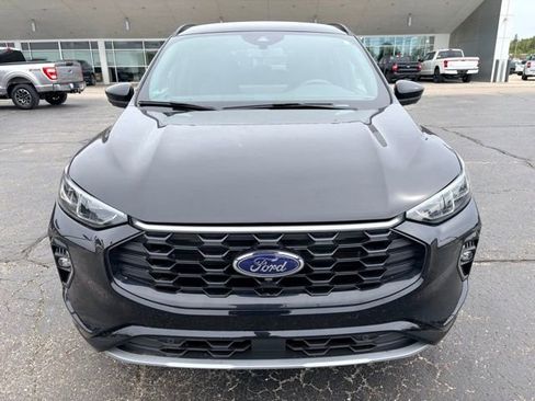 Used 2023 Ford Escape ST-Line Elite AWD/4WD image 9