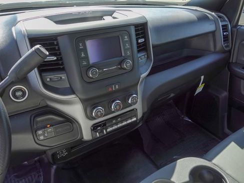 New 2024 RAM 3500 Tradesman w/ Chrome Appearance Group image 22