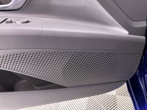 Used 2022 Hyundai Elantra SEL w/ Convenience Package image 62