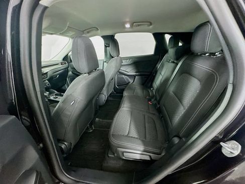 Certified 2025 Ford Escape Active w/ Cold Weather Package FWD image 31