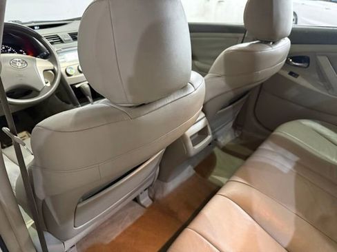 Used 2007 Toyota Camry XLE FWD image 26
