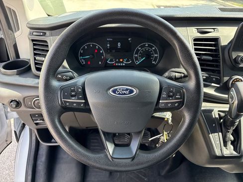 Certified 2025 Ford Transit 250 Low Roof w/ Exterior Upgrade Package RWD image 16