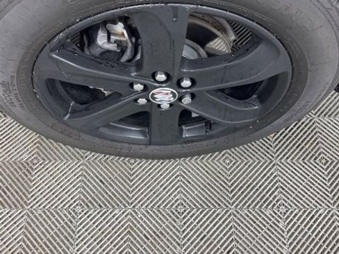 Used 2023 Buick Enclave Essence w/ Experience Buick Package image 7