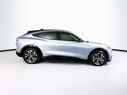 Used 2022 Ford Mustang Mach-E Premium image 11