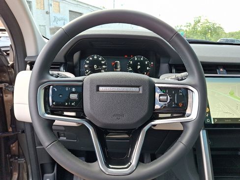Used 2025 Land Rover Discovery Sport S AWD/4WD image 19