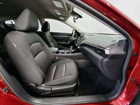 Used 2023 Nissan Altima 2.5 SV FWD image 30
