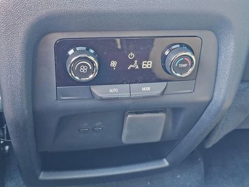 New 2026 Chevrolet Traverse Z71 w/ Driver Confidence Package AWD/4WD image 19