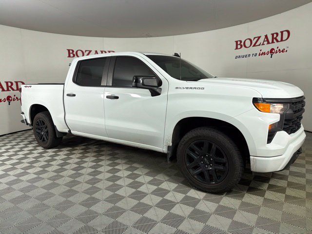 Used 2024 Chevrolet Silverado 1500 Custom AWD/4WD image 17