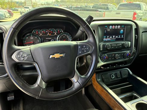 Used 2017 Chevrolet Silverado 1500 LTZ w/ Sport Package AWD/4WD image 5