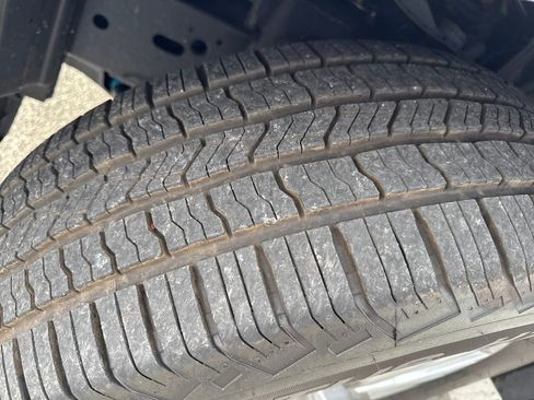 Used 2024 INFINITI QX80 Premium Select w/ Cargo Package image 29