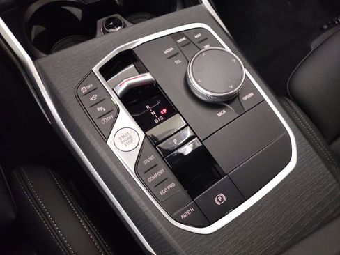 New 2026 BMW 330i Sedan w/ M Sport Package image 27