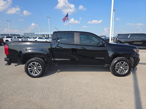 Used 2021 Chevrolet Colorado W/T w/ Custom Special Edition RWD image 2