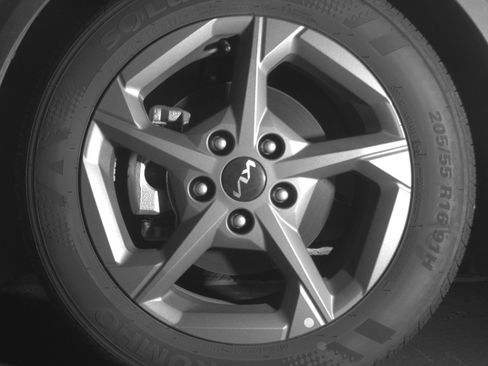 Used 2025 Kia K4 LXS image 12